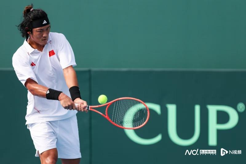 开云-张之臻、小布抵达南沙，队长吴迪：中国队尽全力展示好状态