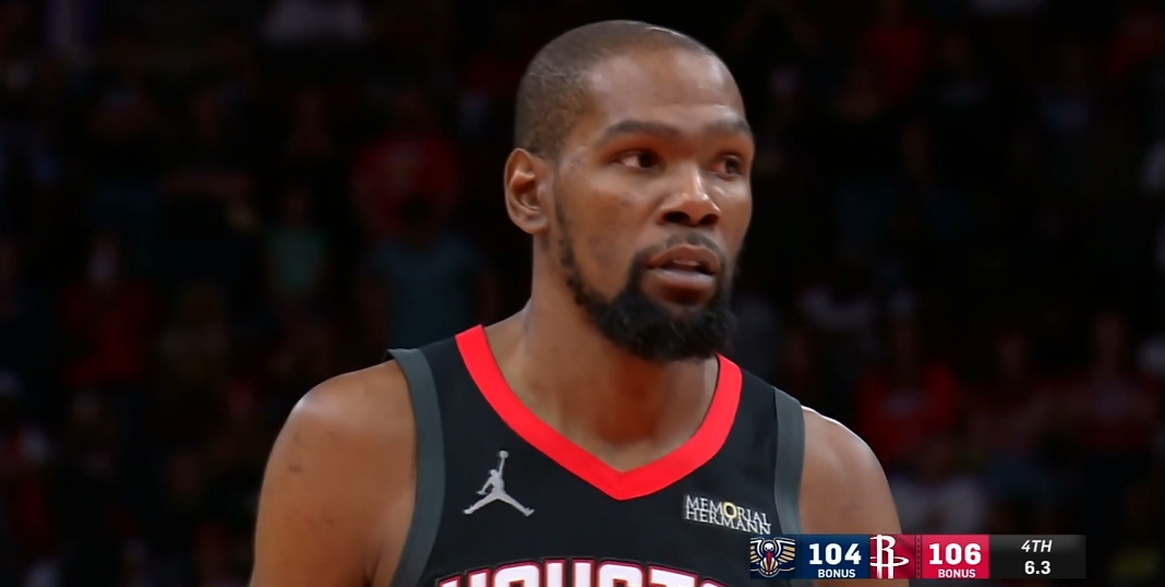 开云体育-挥舞镰刀！“死神”杜兰特急停后仰中投反超 稳稳命中关键两罚