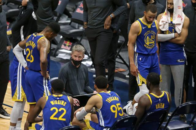 为年轻交学费 勇士的挣扎赛季给科尔上了三节课