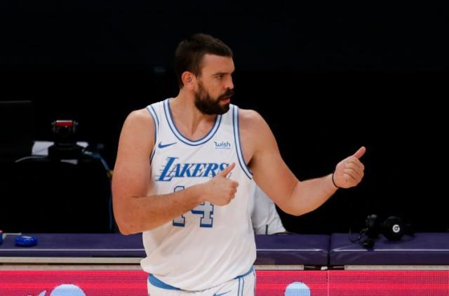 开云-【早报】“快乐”的C罗和不快乐的莱万...