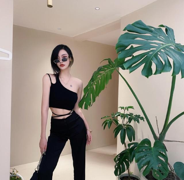 开云-【早报】“快乐”的C罗和不快乐的莱万...