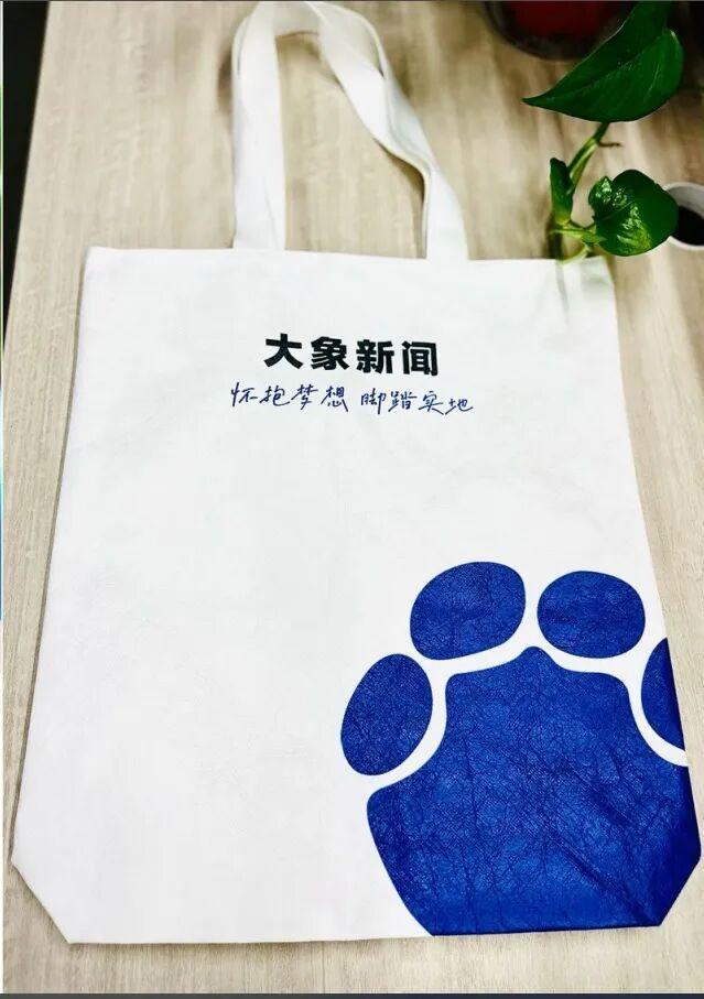 云开体育-国际足联提出报价降低50%以上,争取让央视购买今年世界杯电视转播!中国球迷仍不买账,认为“应该倒贴我们这么多钱”